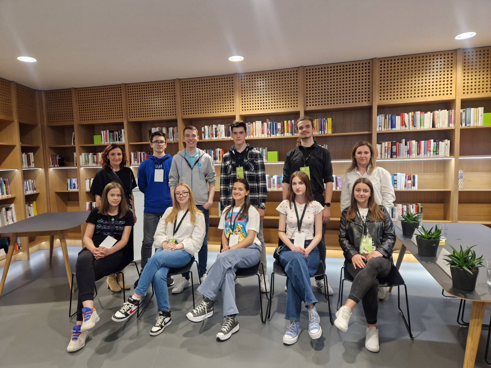 IMG-2a4e26a4b4370abc9ae00d2cbbd22d89-V